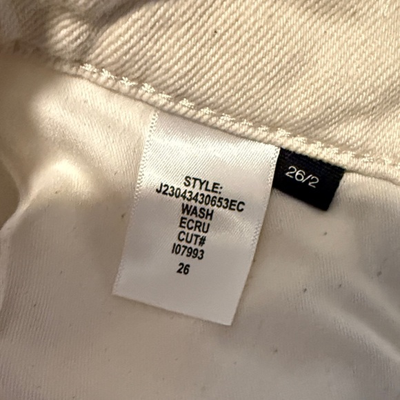 Veronica Beard Beige Jean Shorts - Picture 4 of 5